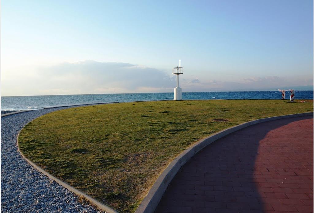 Labum Accommodation Izola Bagian luar foto