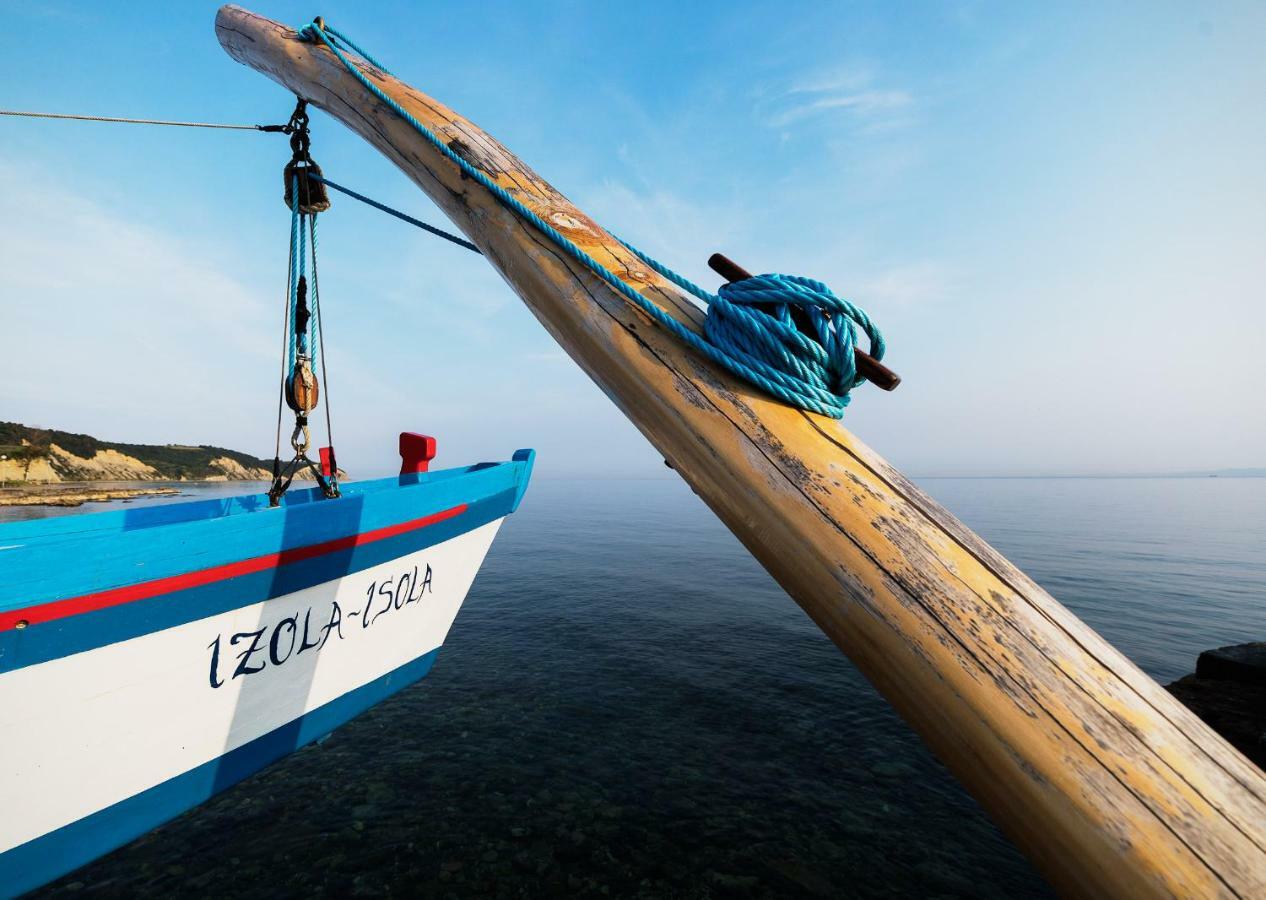 Labum Accommodation Izola Bagian luar foto