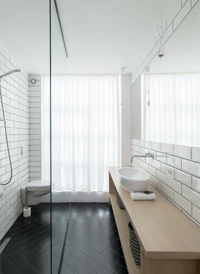 Labum Accommodation Izola Bagian luar foto